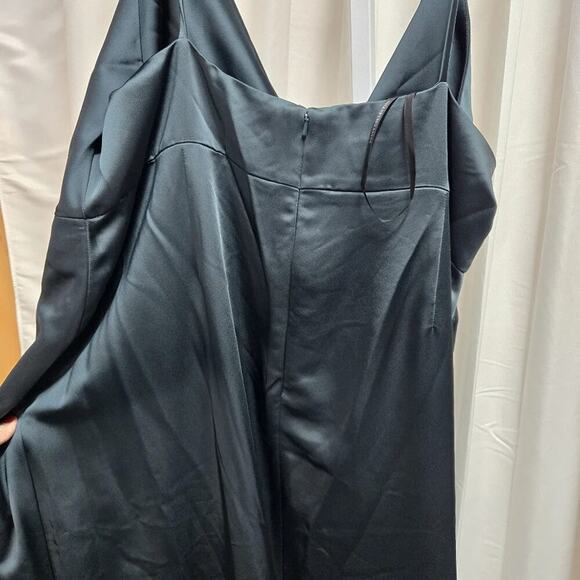 Dessy Group cowl necked wrap maxi dress w/ front slit in Evergreen NWT sz 22W - Picture 7 of 16